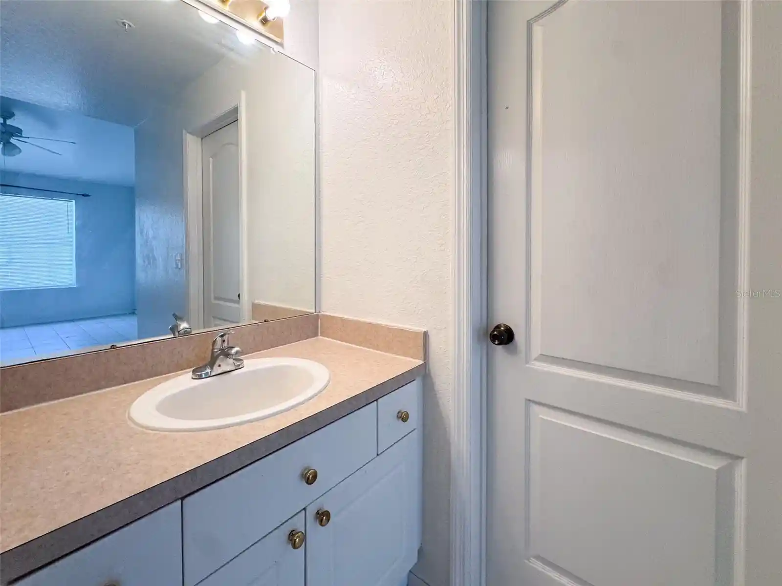 Listing Photo 21 - Condo for sale in 3373 S Kirkman Rd located at 3373 S Kirkman Rd, ORLANDO, FL 32811 - Unit #936