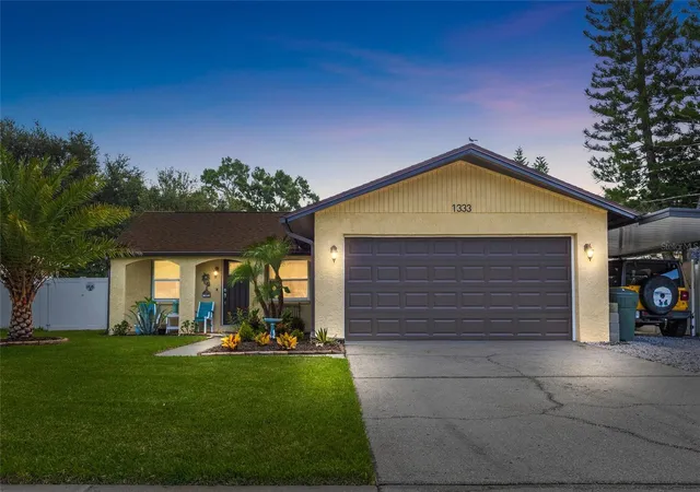 Homes for sale in Dunedin, FL | 1333 Wildwood Ct, Dunedin, FL 34698 | MLS# TB8528716