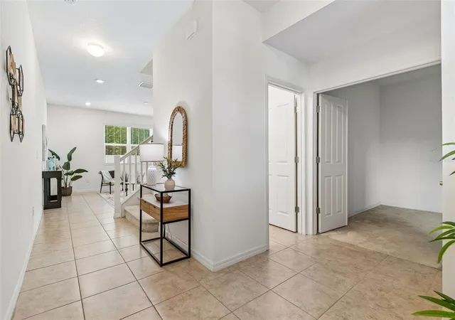 Photo 4 of Single family home for sale at 7612 Sunshine Brg Ave, Gibsonton, FL 33534 | MLS# TB8528721 | Listing updated on 2026-09-23
