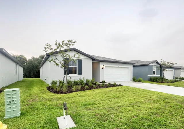 Photo 2 of Single family home for sale at 7637 Satterfield Ter, Parrish, FL 34219 | MLS# TB8528723 | Listing updated on 2026-10-16