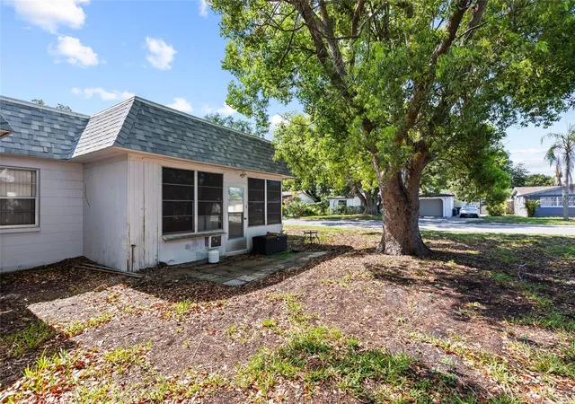 Listing Photo 2 - Condo for sale in building located at 4209 Redcliff Pl, NEW PORT RICHEY, FL 34652 - Unit #