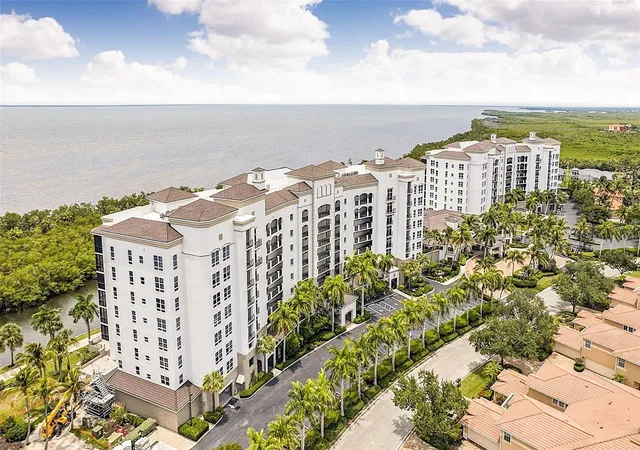 Photo 3 of Condo for sale at 3329 Sunset Key Cir #204, Punta Gorda, FL 33955 | MLS# C7528347 | Listing updated on 2026-07-22
