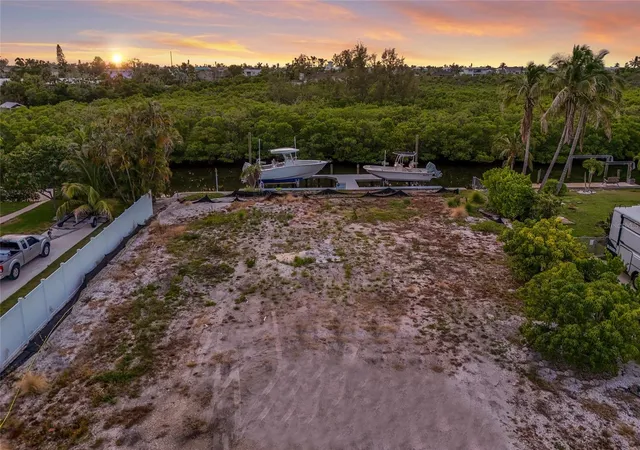 Photo 4 of Land for sale at 508 77th Street, Holmes Beach, FL 34217 | MLS# A4699829 | Listing updated on 2026-07-20