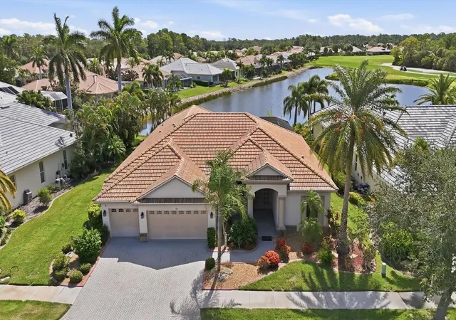 Photo 1 of Single family home for sale at 815 Tropez Ln, Venice, FL 34292 | MLS# A4699836 | Listing updated on 2026-08-02