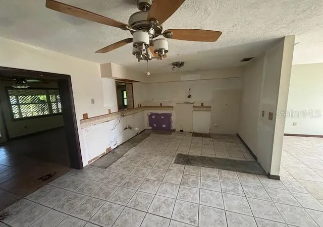 4th image of 422 Reading St Nw, Port Charlotte, FL 33952 | MLS# S5153634