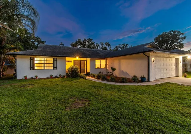 Photo 4 of Single family home for sale at 22408 Shoreside Dr, Land O Lakes, FL 34639 | MLS# TB8528755 | Listing updated on 2026-08-28