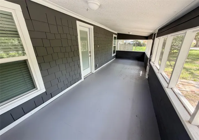 25th image of 312 Wade Ave, Deland, FL 32724 | MLS# V4950175