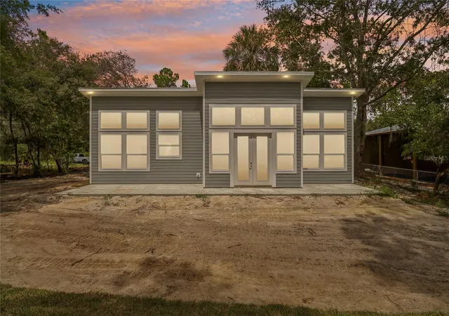 Homes for sale in Georgetown, FL | 225 Gardenia Ave, Georgetown, FL 32139 | MLS# V4950176