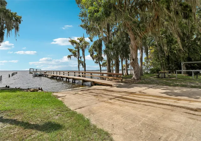 Photo 3 of Single family home for sale at 225 Gardenia Ave, Georgetown, FL 32139 | MLS# V4950176 | Listing updated on 2026-10-15