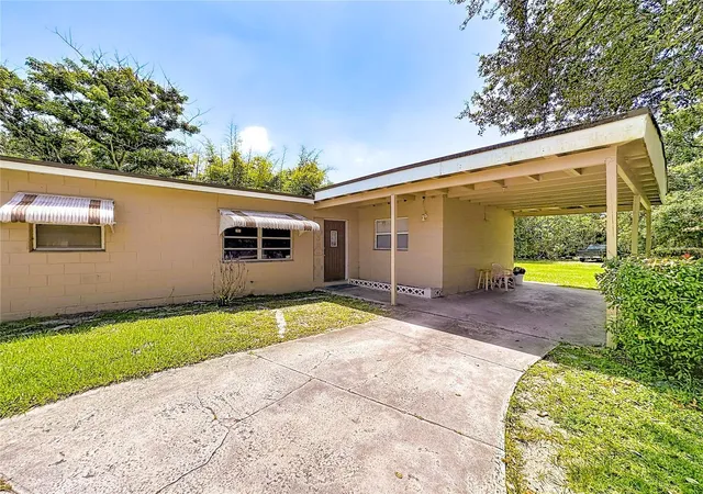 2nd image of 202 N 39th St, Fort Pierce, FL 34947 | MLS# TB8528790