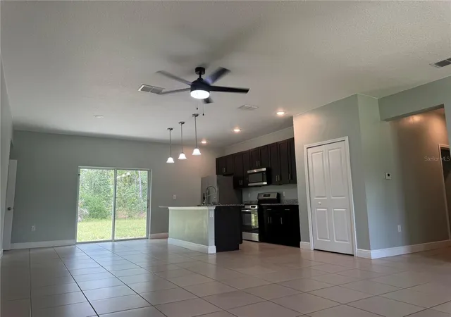 Photo 4 of Sale Pending at 6839 SW 149th Lane Rd, Ocala, FL 34473 | MLS# O6424703 | Listing updated on 2026-09-12
