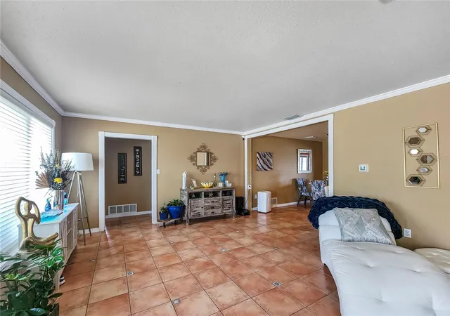 Photo 3 of Single family home for sale at 270 Belaire Ct, Punta Gorda, FL 33950 | MLS# C7528352 | Listing updated on 2026-09-23