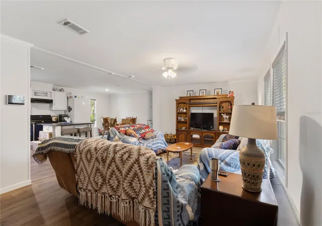 Homes for sale in Branford, FL | 119 Ne 98Th Ln, Branford, FL 32008 | MLS# GC541924