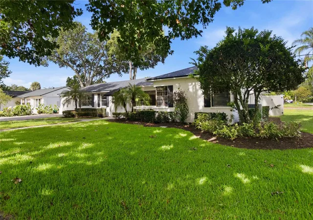Photo 3 of Single family home for sale at 2918 Carl Ter, Orlando, FL 32804 | MLS# O6424720 | Listing updated on 2026-09-03