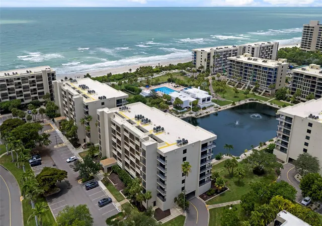 1st image of 1095 Gulf Of Mexico Dr #303, Longboat Key, FL 34228 | MLS# A4699853