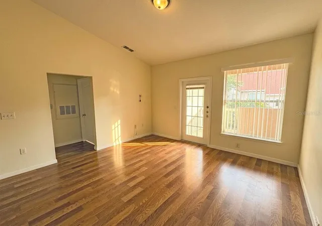 Photo 3 of Condo for sale at 10412 Villa View Cir #10412, Tampa, FL 33647 | MLS# O6424725 | Listing updated on 2026-07-15