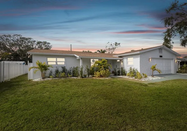 1st image of 10264 Oakhurst Rd, Largo, FL 33774 | MLS# TB8528817