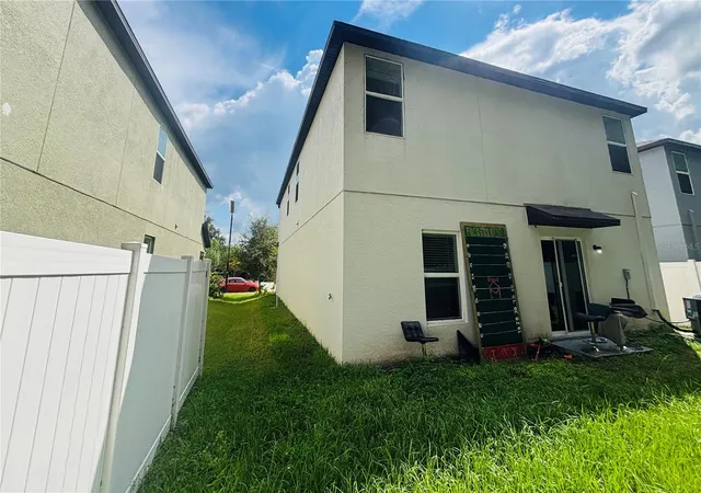 Photo 3 of Single family home for sale at 6417 Ten Acre Ct, Zephyrhills, FL 33541 | MLS# TB8528819 | Listing updated on 2026-09-19