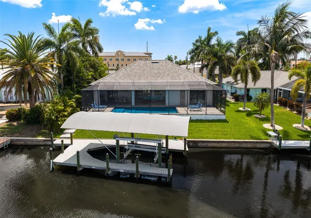 Homes for sale in Cape Coral, FL | 3619 Se 16Th Pl, Cape Coral, FL 33904 | MLS# A4699865