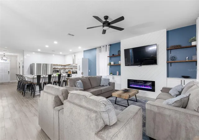 5th image of 1406 Wexford Wy, Davenport, FL 33896 | MLS# O6424746