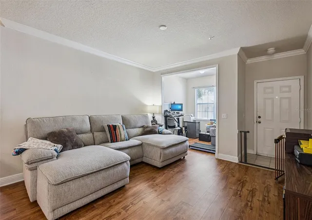 Listing Photo 3 - Condo for sale in building located at 200 Southern Pecan Cir, Winter Garden, FL 34787 - Unit #104