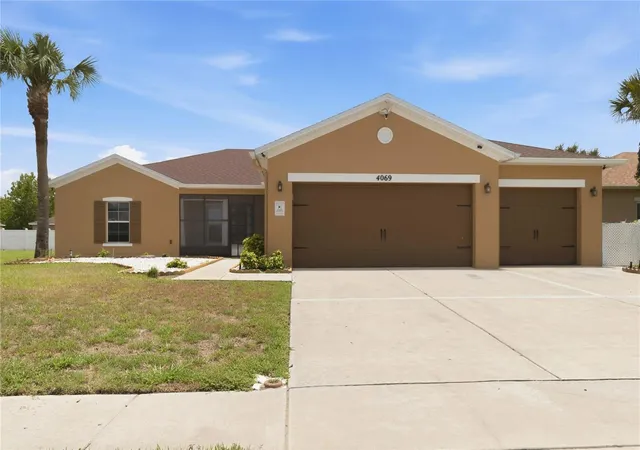 Photo 3 of Single family home for sale at 4069 Marina Isle Dr, Kissimmee, FL 34746 | MLS# O6424753 | Listing updated on 2026-10-08