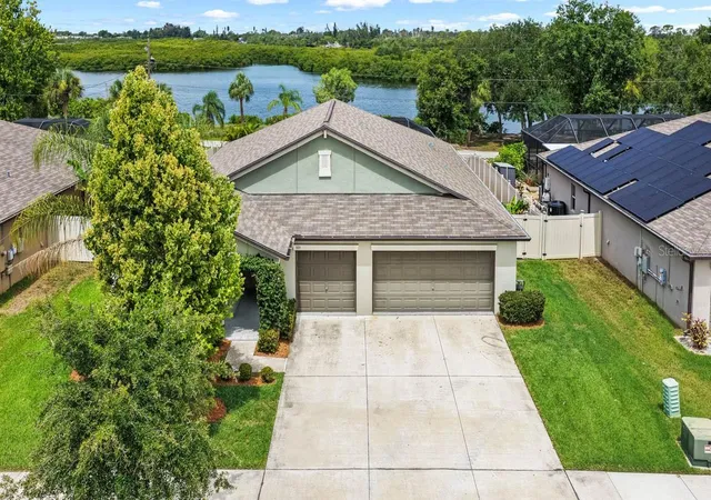 Photo 1 of Sale Pending at 809 Timeless Moss Dr, Ruskin, FL 33570 | MLS# TB8528848 | Listing updated on 2026-09-13