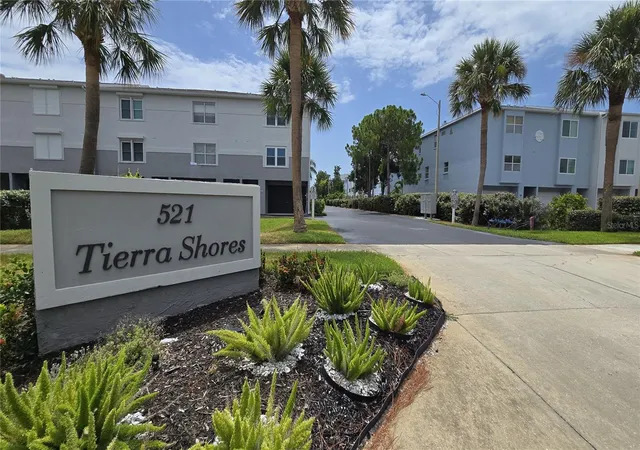 Photo 1 of Townhouse for sale at 521 Pinellas Bayway S #206, Saint Petersburg, FL 33715 | MLS# TB8528852 | Listing updated on 2026-07-28