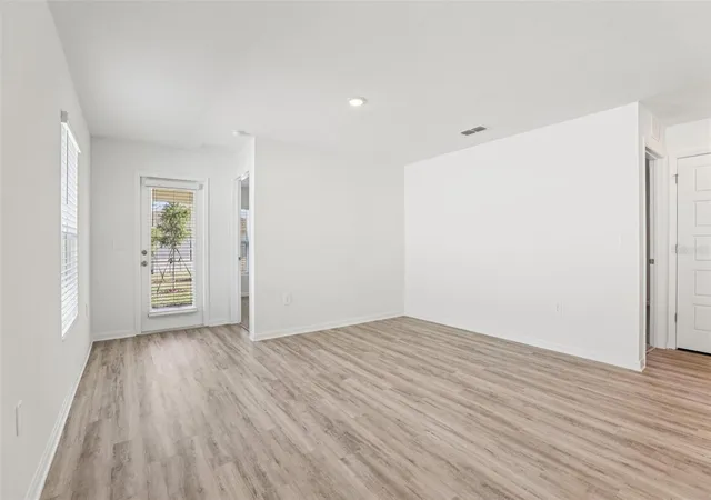 5th image of 1227 Cumberland Trail Dr, Lake Hamilton, FL 33851 | MLS# O6424772