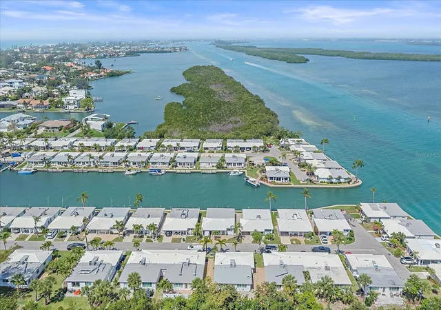2nd image of 914 Spanish Dr S, LONGBOAT KEY, FL 34228