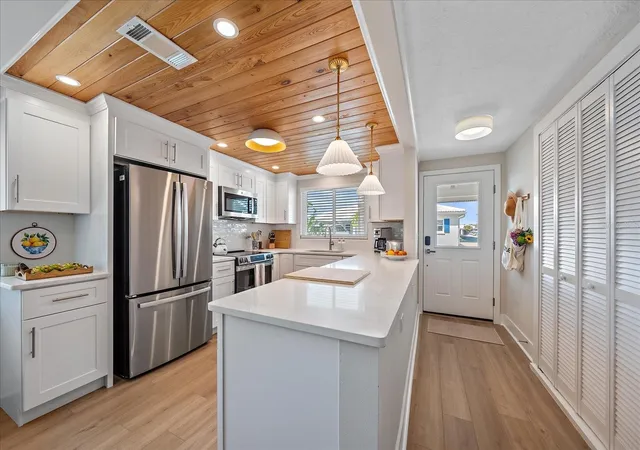 5th image of 914 Spanish Dr S #76, Longboat Key, FL 34228 | MLS# A4699874