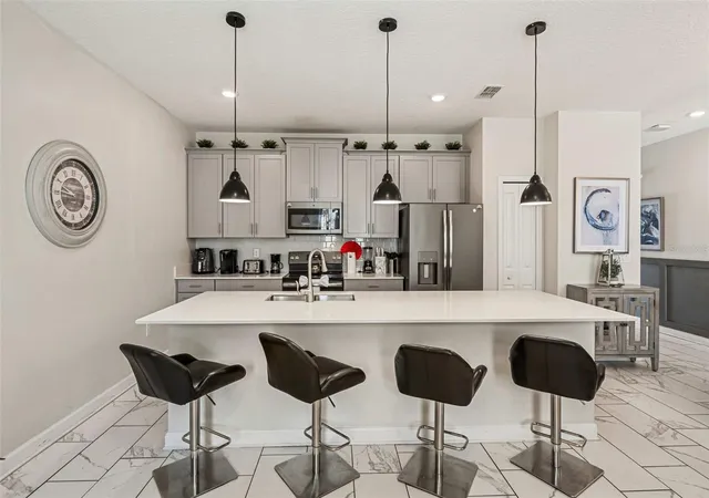 3rd image of 218 Ocean Course Ave, Davenport, FL 33896 | MLS# O6424775