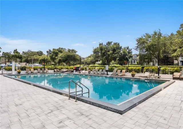 3rd image of 400 E Colonial Dr #608, Orlando, FL 32803 | MLS# O6424783