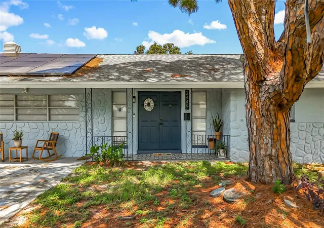 Photo 3 of Single family home for sale at 2449 66th Avenue S, Saint Petersburg, FL 33712 | MLS# TB8528889 | Listing updated on 2026-10-02
