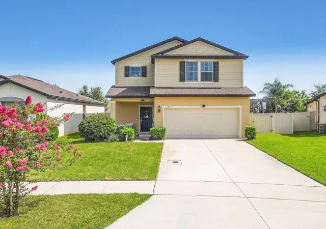 1st image of 1833 Cayman Cvs Cir, Saint Cloud, FL 34772 | MLS# S5153660