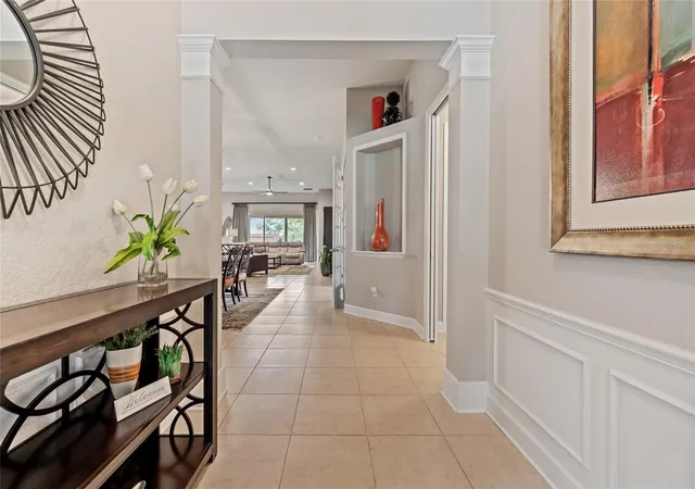 3rd image of 412 Douglas Edward Dr, Ocoee, FL 34761 | MLS# O6424795