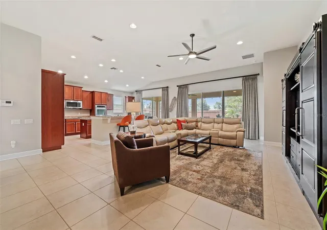 5th image of 412 Douglas Edward Dr, Ocoee, FL 34761 | MLS# O6424795