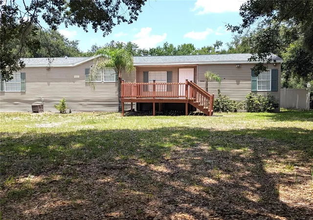 Photo 2 of Manufactured home for sale at 30517 Clearview Dr, Wesley Chapel, FL 33545 | MLS# TB8528898 | Listing updated on 2026-09-24