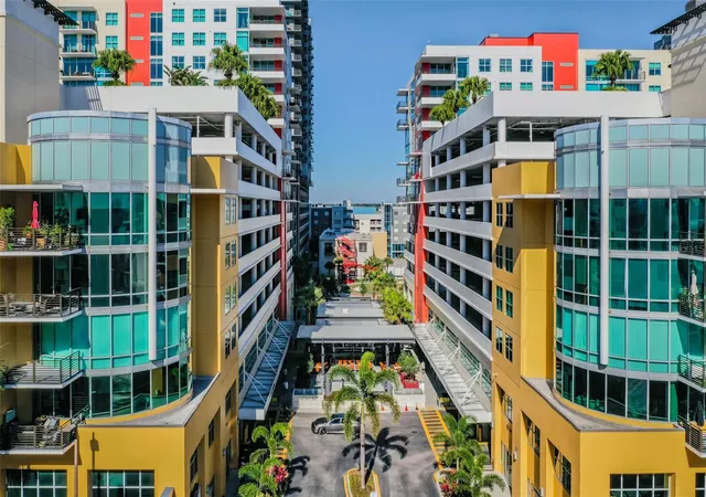 Photo 1 of Condo for sale at 1120 E Kennedy Blvd #1030, Tampa, FL 33602 | MLS# TB8528910 | Listing updated on 2026-08-26