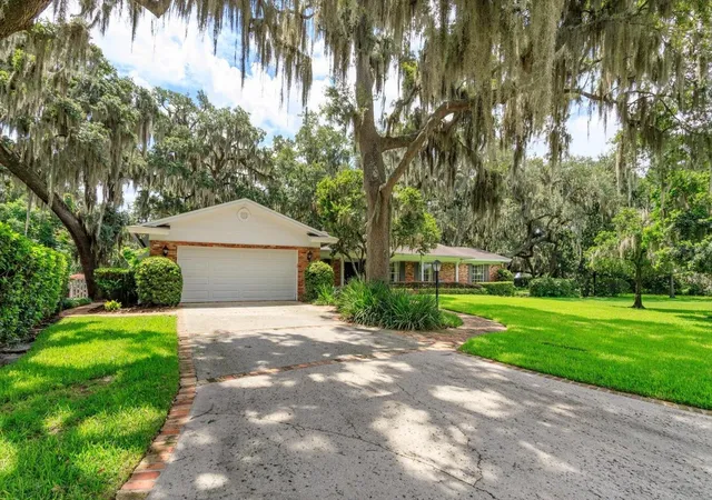 Photo 2 of Single family home for sale at 5019 Gran Lac Ave, Orlando, FL 32812 | MLS# O6424821 | Listing updated on 2026-07-17