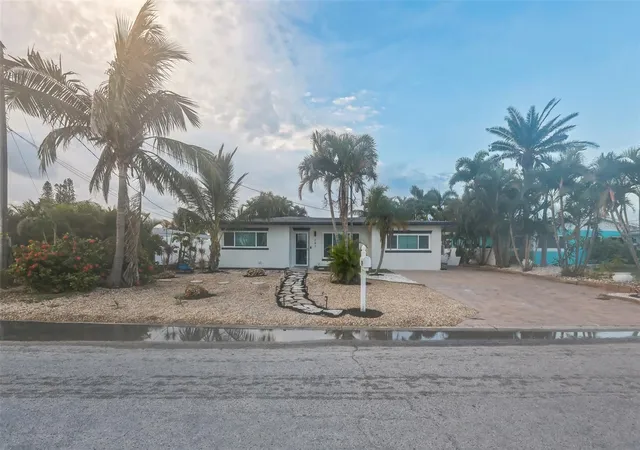 2nd image of 747 Pruitt Dr, Madeira Beach, FL 33708 | MLS# O6424823