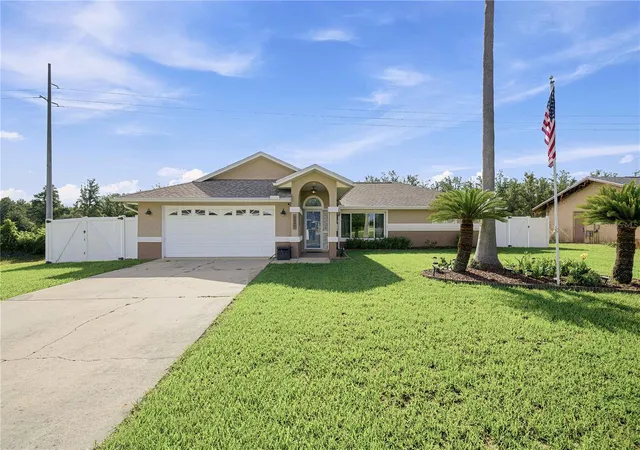 Photo 1 of Single family home for sale at 2891 Sw 140th Loop, Ocala, FL 34473 | MLS# OM728412 | Listing updated on 2026-08-22