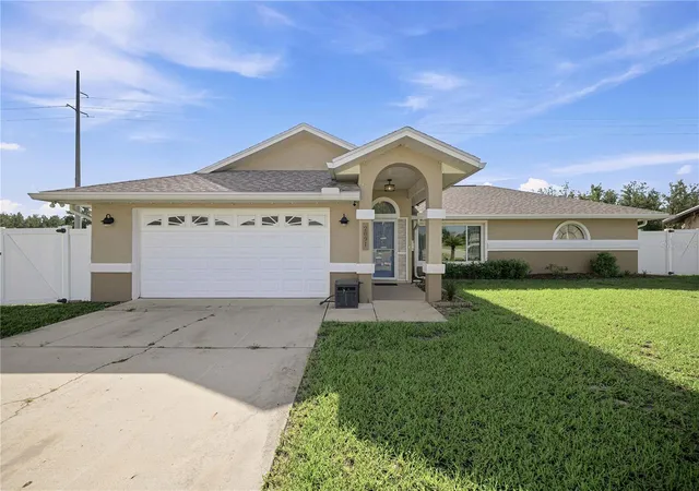 Photo 4 of Single family home for sale at 2891 SW 140th Loop, Ocala, FL 34473 | MLS# OM728412 | Listing updated on 2026-08-22