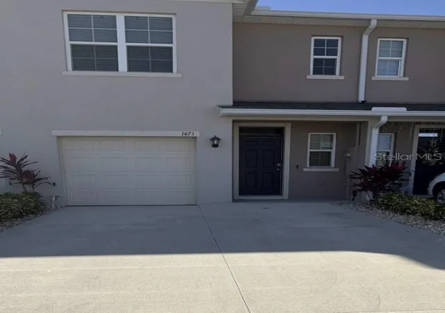 Photo 1 of Townhouse for sale at 1471 Plank Pl, DAVENPORT, FL 33837 | MLS# S5153664 | Listing updated on 2026-10-12