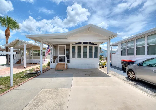 2nd image of 42769 Hwy 27 #101, Davenport, FL 33837 | MLS# O6424827