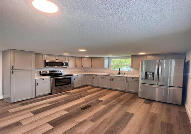 Photo 3 of Manufactured home for sale at 904 Robinson Ave, Saint Cloud, FL 34769 | MLS# S5153666 | Listing updated on 2026-09-05