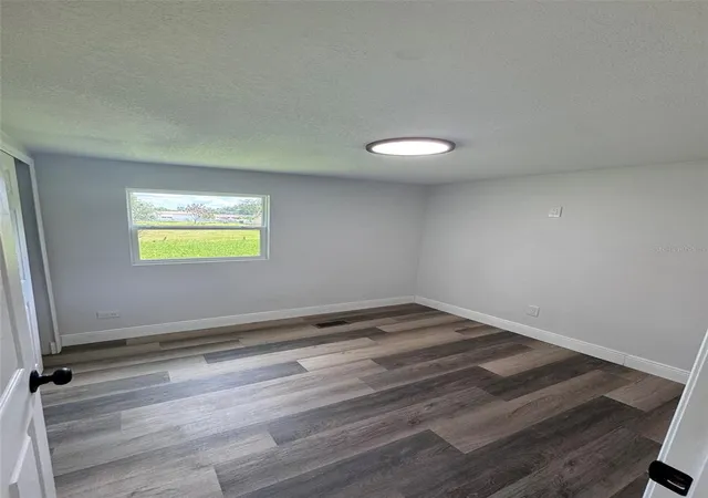 Photo 4 of Manufactured home for sale at 904 Robinson Ave, Saint Cloud, FL 34769 | MLS# S5153666 | Listing updated on 2026-09-05