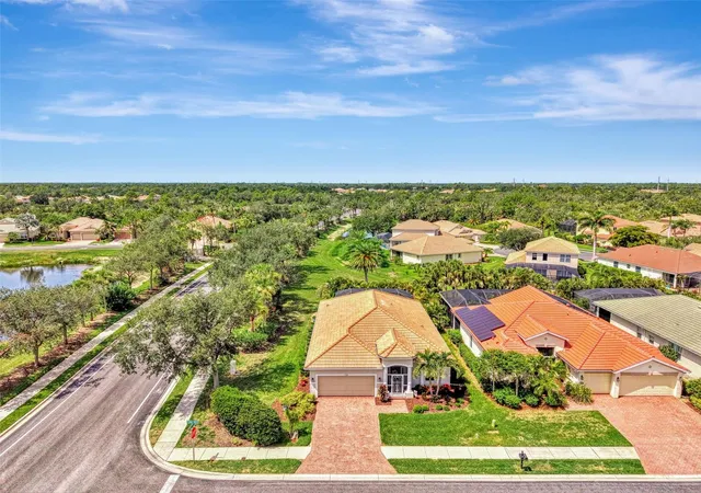 Photo 2 of Single family home for sale at 11783 Puma Path, Venice, FL 34292 | MLS# A4699902 | Listing updated on 2026-10-20