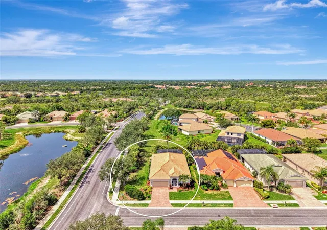 Photo 3 of Single family home for sale at 11783 Puma Path, Venice, FL 34292 | MLS# A4699902 | Listing updated on 2026-10-20