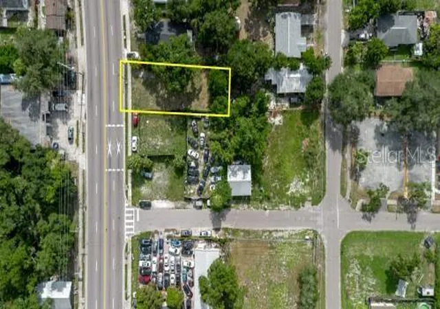3rd image of 3010 E Dr Mlk, Tampa, FL 33610 | MLS# TB8528938
